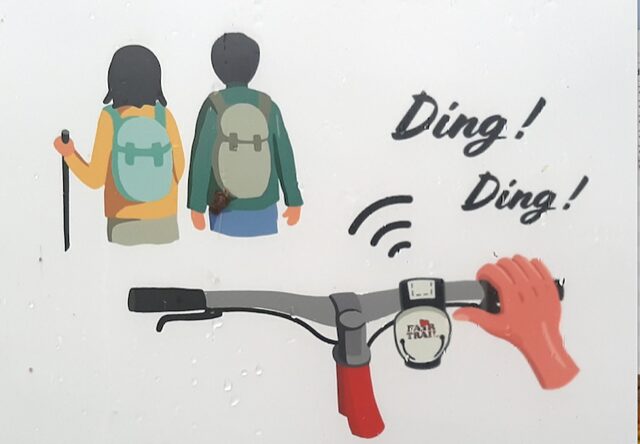 Usa il campanello senza didascalia copia Convivenza bici-pedoni: tema sempre attuale
