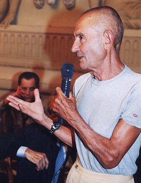 Piero Villaggio al convegno degli Accademici Uno scatto un ricordo: Piero Villaggio al CAAI